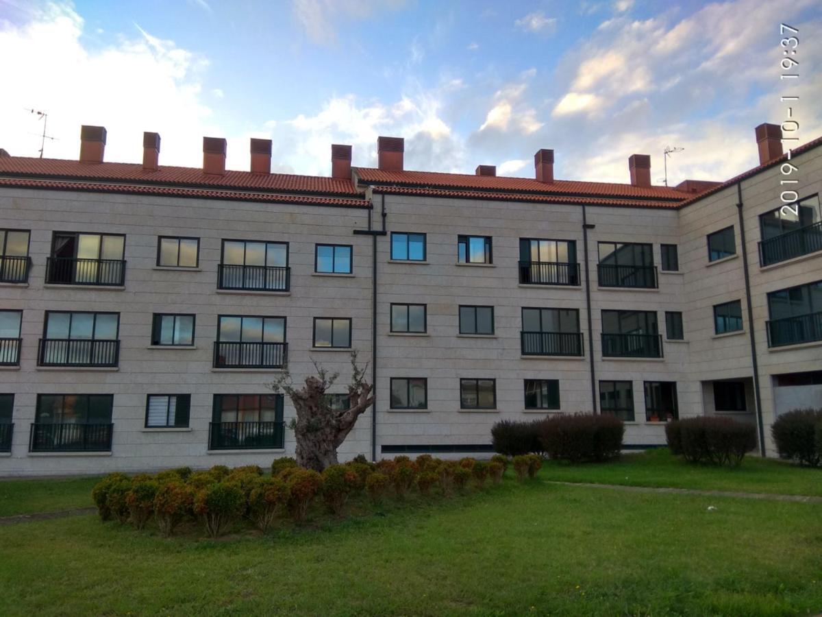 Апартаменты Piso Illa De Arousa, Rison Экстерьер фото